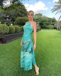 Ana Hickmann feet photo thumbnail