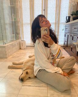 Camila Cabello feet photo thumbnail