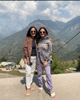 Anushka Sen feet photo thumbnail