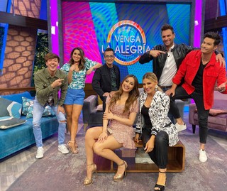 Laura González feet photo thumbnail