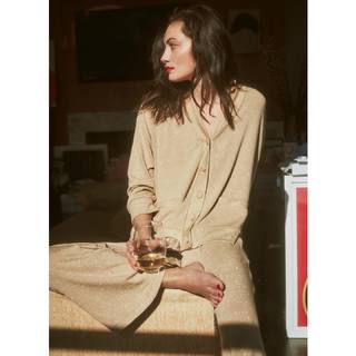 Phoebe Tonkin feet photo thumbnail