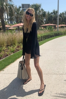 Vera Brezhneva feet photo thumbnail