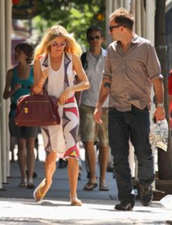 Sienna Miller feet photo thumbnail