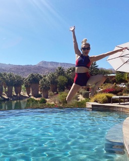 Kate Hudson feet photo thumbnail