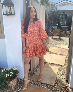 Tia Mowry feet photo thumbnail