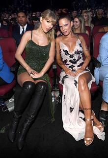 Halsey feet photo thumbnail