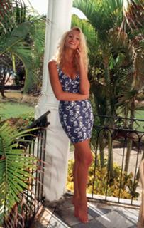 Sonya Kraus feet photo thumbnail