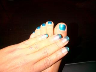 Christina Milian feet photo thumbnail