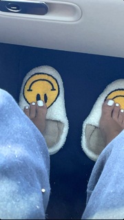 Corinna Kopf feet photo thumbnail