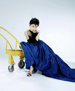 Angelababy feet photo thumbnail