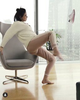 Klaudia Halejcio feet photo thumbnail