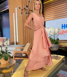 Ana Hickmann feet photo thumbnail