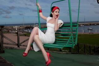 Natalia Oreiro feet photo thumbnail