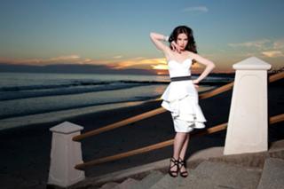 Natalia Oreiro feet photo thumbnail