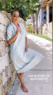 Molly Sims feet photo thumbnail