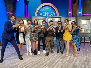 Laura González feet photo thumbnail