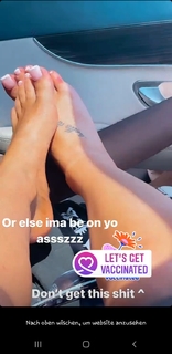 Victoria Waldrip feet photo thumbnail
