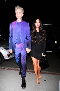 Megan Fox feet photo thumbnail