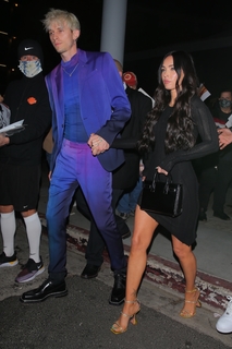 Megan Fox feet photo thumbnail