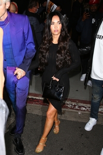 Megan Fox feet photo thumbnail