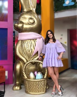Tania Rincón feet photo thumbnail