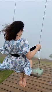 Katarzyna Cichopek feet photo thumbnail