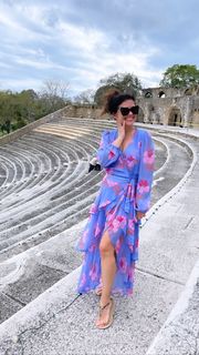 Katarzyna Cichopek feet photo thumbnail