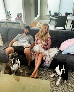 Kate Upton feet photo thumbnail