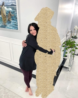 Brittney Smith feet photo thumbnail
