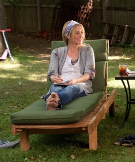 Christina Applegate feet photo thumbnail