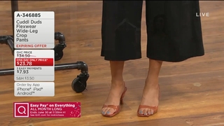Courtney Khondabi feet photo thumbnail
