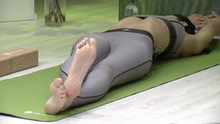 Anna Safroncik feet photo thumbnail