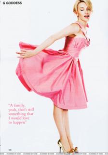 Kylie Minogue feet photo thumbnail