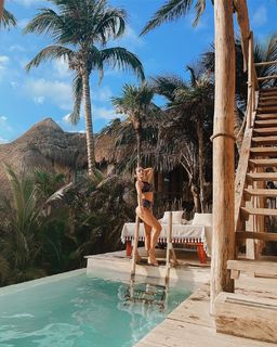 Jade Picon feet photo thumbnail