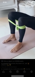 Malgorzata Rozenek feet photo thumbnail