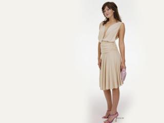 Mandy Moore feet photo thumbnail