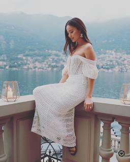 Jamie Chung feet photo thumbnail