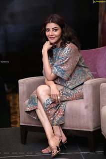 Kajal Aggarwal feet photo thumbnail
