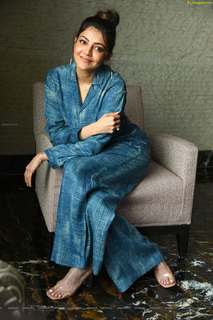 Kajal Aggarwal feet photo thumbnail