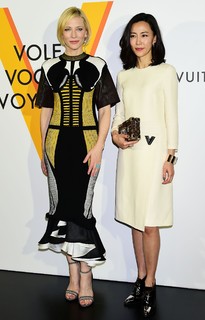 Cate Blanchett feet photo thumbnail