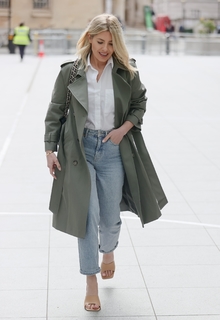 Mollie King feet photo thumbnail