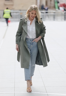Mollie King feet photo thumbnail