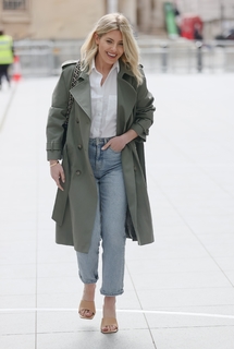 Mollie King feet photo thumbnail