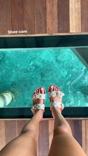 Chantel Jeffries feet photo thumbnail