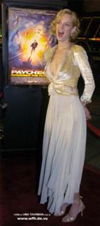 Uma Thurman feet photo thumbnail