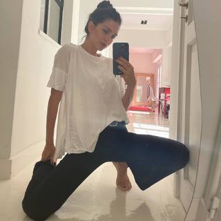 Zaira Nara feet photo thumbnail