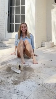 Reese Witherspoon feet photo thumbnail