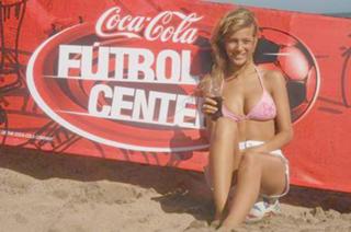 Luisana Lopilato feet photo thumbnail