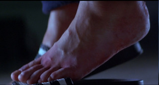 Demi Moore feet photo thumbnail