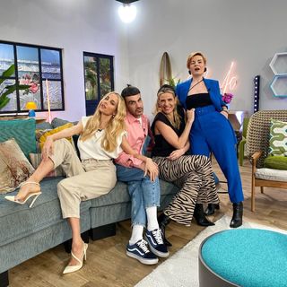 Doukissa Nomikou feet photo thumbnail